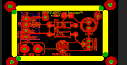 Conception de la face avant du PCB avec le parcours d'outil généré